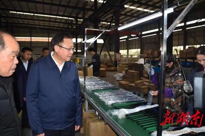 龚文密:提高产品科技含量 推动企业做优做强