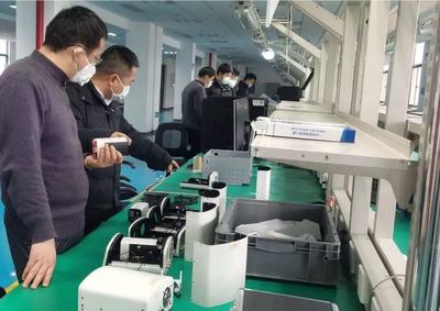 央企国企各行各业逆行而上 全力抗疫